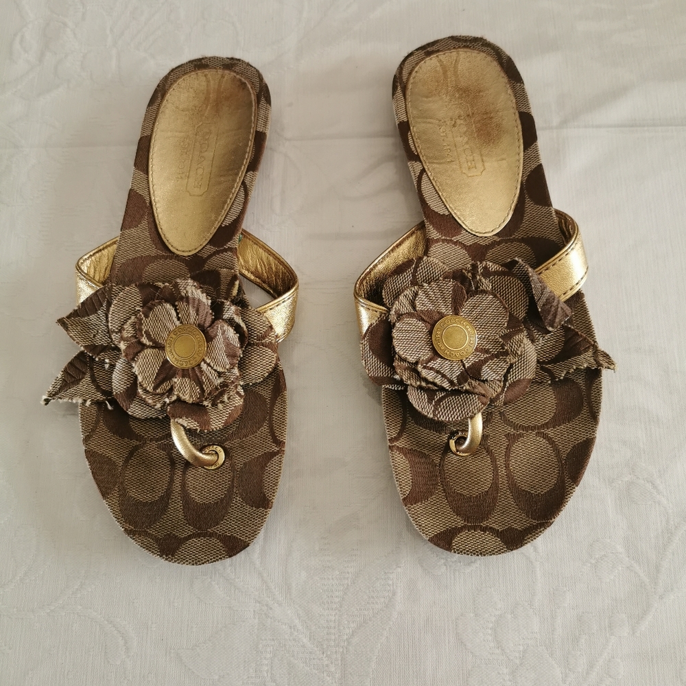 Coach Patricia Logo Thong Flip Flop Sandals Size 5